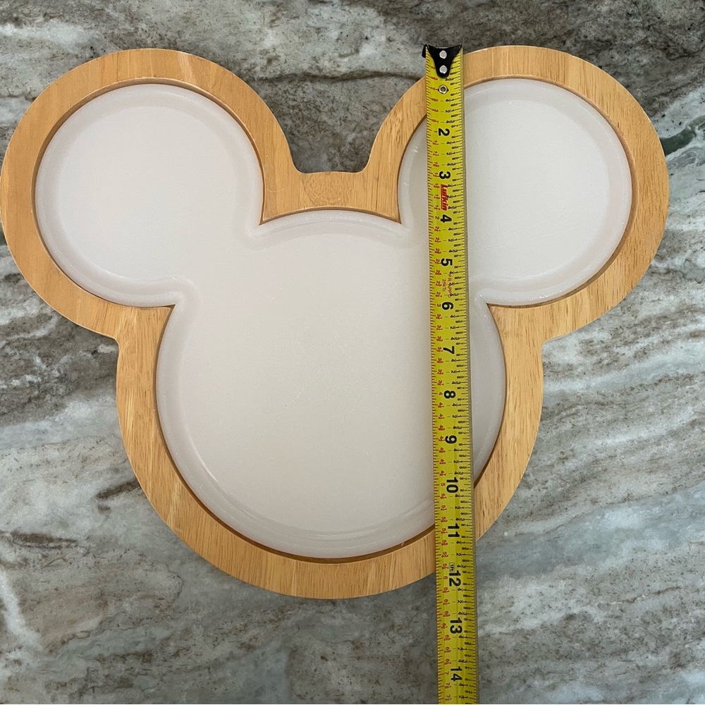 Disney Mickey Mouse cutting board/serving tray - Picture 12 of 13